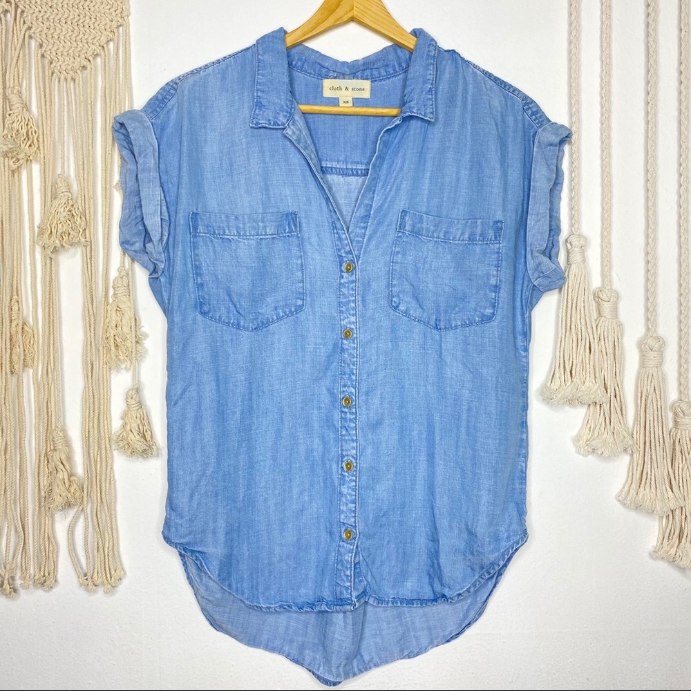 cloth & stone Light Blue Short-Sleeve Button-Down Denim Shirt